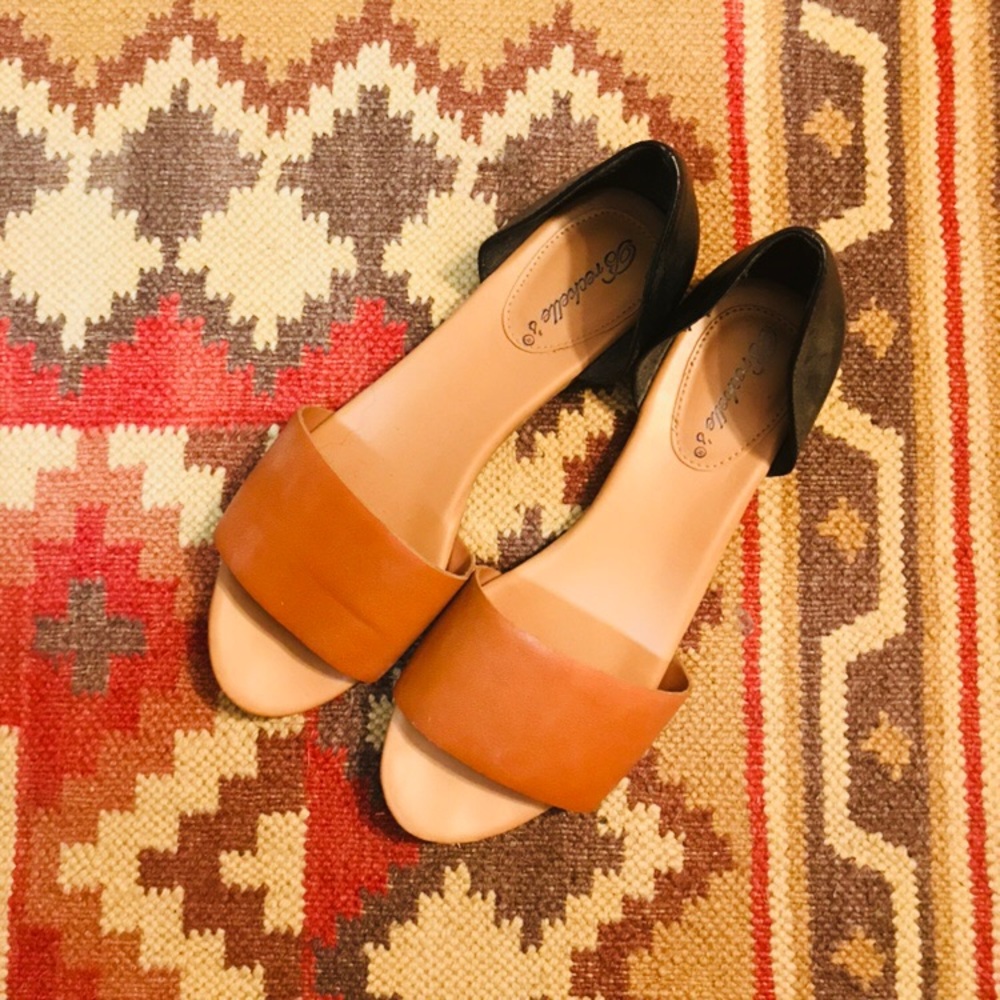Black and brown flats